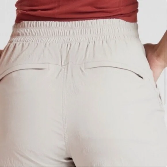 Athleta Women’s Trekkie Belted Pant Birch Grey Sz 6 - Picture 4 of 16